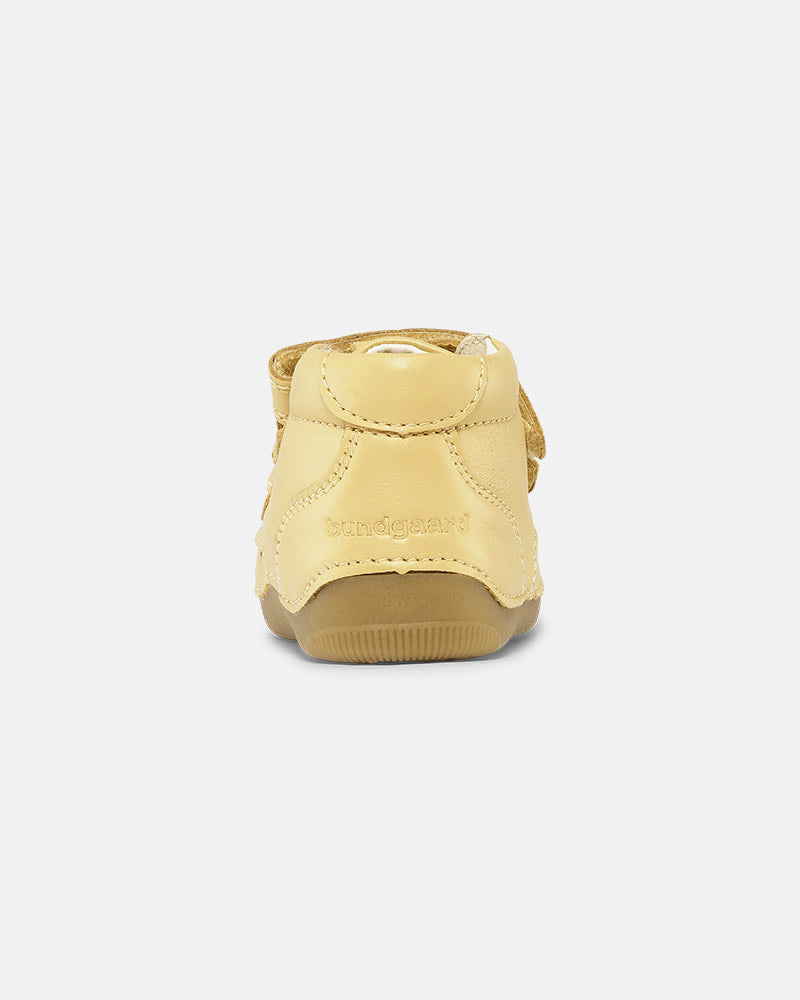 Petit jaune