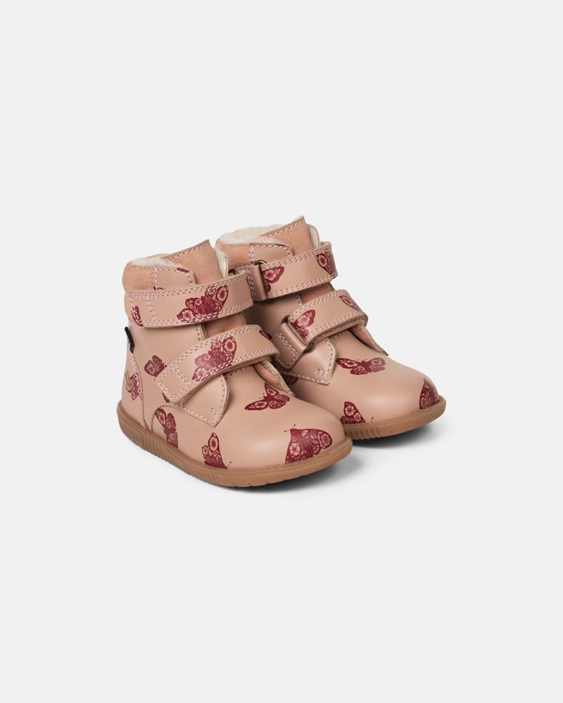 Rabbit Vintage Rose Moth